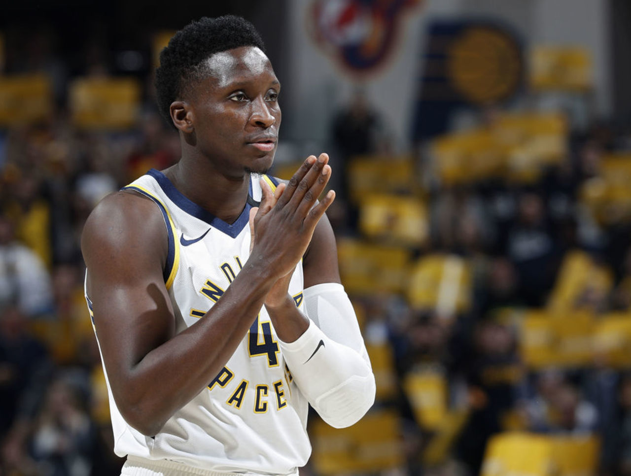 杜锋深夜发 杜锋深夜发