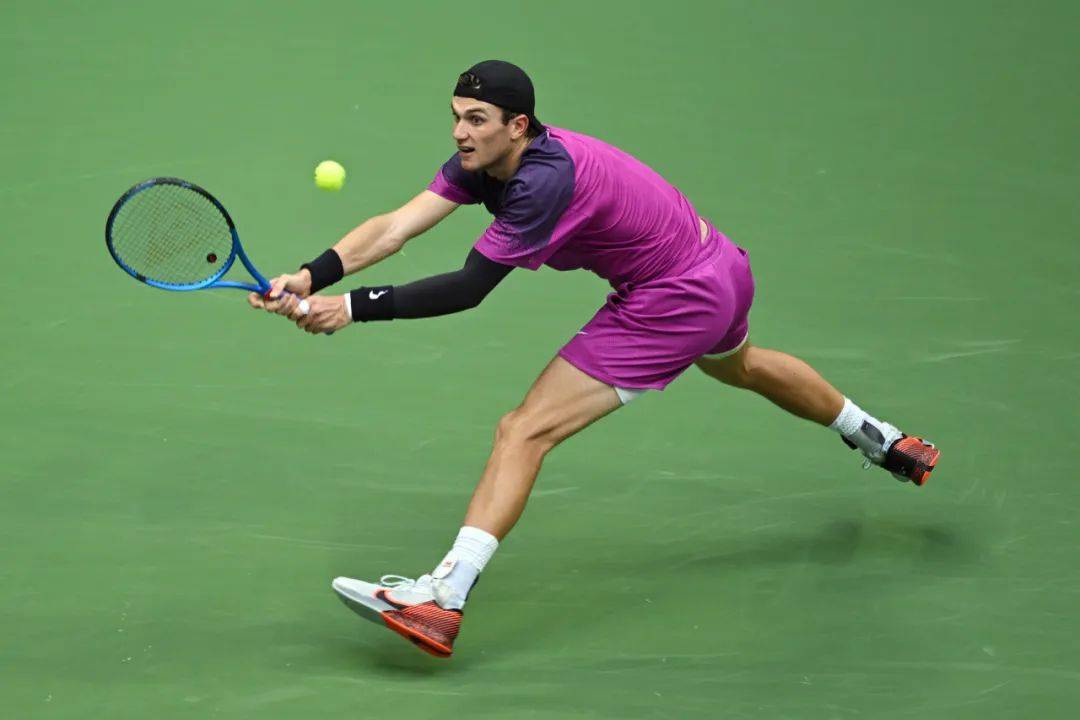 本场主题很 本场主题很